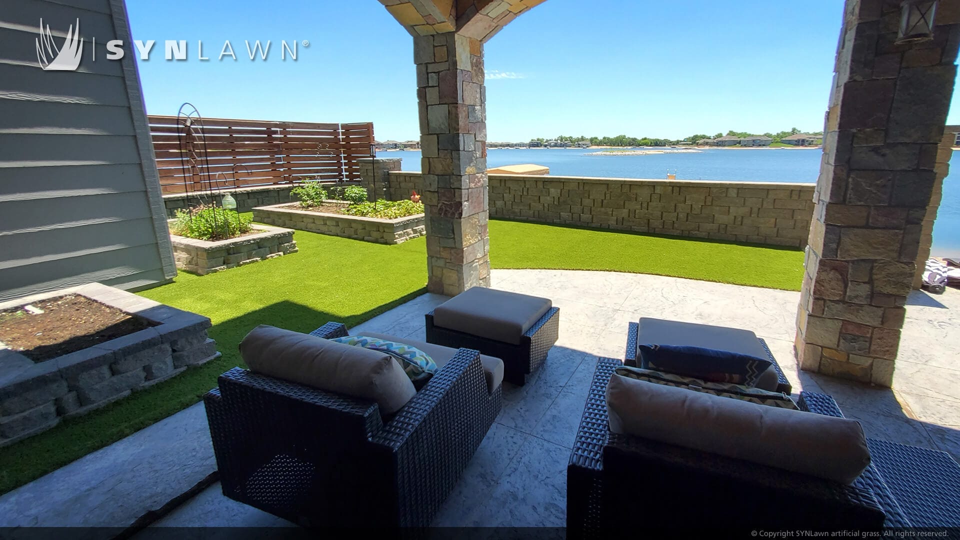 SYNLawn-Nebraska-Backyard-Catura-Residence-01